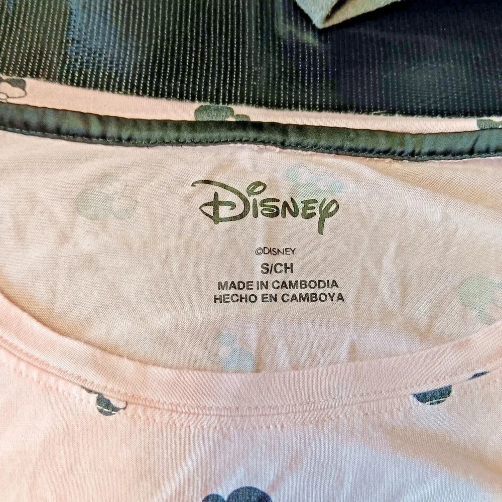 Disney Minnie Mouse Pink Black Tee Small Soft Stretch Short Sleeve‎ Pocket Top